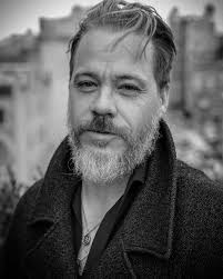 Name: Michael Raymond-James (birth name: Michael Weverstad) Birthday:  December 24, 1977 Role: Baelfire/Neal Cassidy He is married with a child.