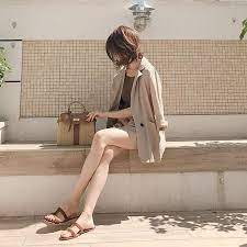 jourjoie さんのリネンセットアップ このベージュの色味もシルエットもきれいで一目惚れ ショートパンツもジャケット合わせならカジュアルになりすぎず着やすいですね お気に入りのラタンbagも jourjoie さんのアイテムで ファッションコーデのアイデア