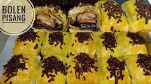 Choose an option besar reguler. Resep Bolen Pisang Coklat Keju Kulitnya Berlapis Lapis Youtube