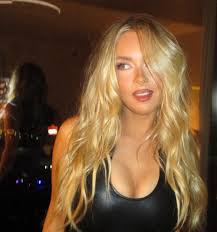 Meet Tom Brady's stylish softball-playing niece, Maya Brady: the retired  NFL star's sister Maureen raised the talented UCLA player, who already has  gigs with American Eagle, Champion, and Dove