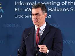 El Gobierno excluye los toros del bono cultural anunciado para jóvenes |  Cultura | EL PAÍS