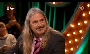 Tzum Nieuws Ilja Leonard Pfeijffer Overvallen Door Radio 1 Binnen Twee Jaar 200 000 Exemplaren Verkocht Van Grand Hotel Europa Tzum