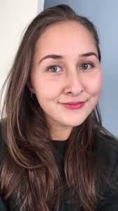 Alexandra Gregg's Instagram, Twitter & Facebook