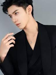 TADIR_CINTA #PART01 [pertemuan] akhirnya Amara mengangguk kecil sebagai  isyarat dia bersedia mengantikan Amira untuk menikah dengan keluarga  Alexander ya tentu tanpa persetujuan Anggara