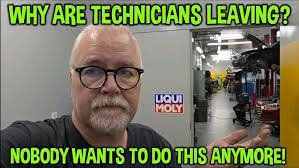 Ryan Heap's Instagram, Twitter & Facebook