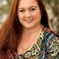 Elizabeth Branton's Instagram, Twitter & Facebook