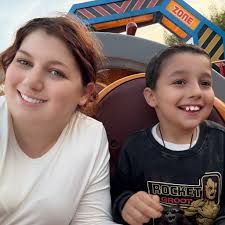 Mobile order or sit down meals at Disneyland?