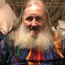 Big Issue seller and 'Cheltenham's grandad' dies