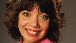 Red Door Pottery Studio to host 'Salon Night' performances