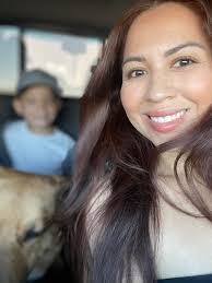 Victoria, a 42-year-old solo mom, seeks adventure buddies in Queen Creek