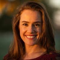 Laura Putman's Instagram, Twitter & Facebook