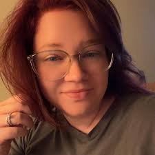 What type of plant can be grown in a glass vase?