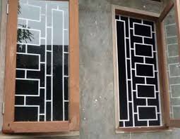 Teralis sendiri memiliki banyak macam salah satunya adalah teralis jendela besi ulir. Top Konsep 20 Contoh Model Teralis Pintu Minimalis