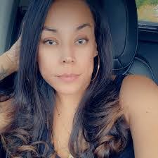 Ebony Daley's Instagram, Twitter & Facebook