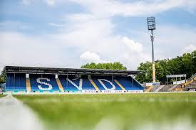 Why not embed this video in a forum, comment or in addition to some post? Sv Darmstadt 98 On Twitter Ausserdem Ist Eine Verlangerung Bereits Bestehender Dauerkarten Jetzt Neben Online Auch Im Ticketshop Am Stadion Moglich Sv98