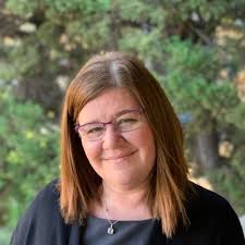 Lisa Norkus's Instagram, Twitter & Facebook