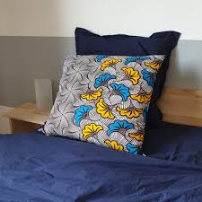 Eshop is a marketplace which brings you new innovative products, world news, comedy, life tip & more every month! Kopfkissenbezug Satin Wax Bord De Mer Curly Nights