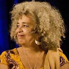 Quando mulheres negras se levantam, o mundo se ergue conosco'