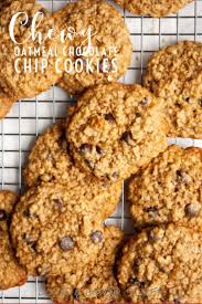Chewy Oatmeal Chocholate Chip Cookies Recipe Oatmeal Chocolate Chip Cookies Oatmeal Cookies Easy Oatmeal Cookies Chewy