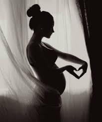 Pregnancy Photoshoot Couple Happyshappy India S Best Ideas Products Horoscopes