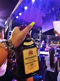 Pin De Rubi Pizano En Buchanans Y Cervezas Fotos De Cervezas Pedas Fiesta Fotos De Facebook