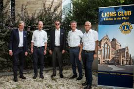 In many areas, particularly the united states, lioness clubs have disbanded and merged into their parent clubs to make a more effective club as a whole. 50 Jahre Lions Club Landau Prasidentschaft Turnusgemass Ubergeben Pfalz Express