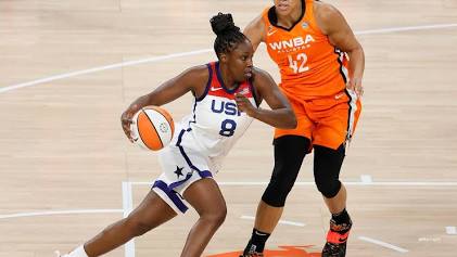Chelsea Gray executing point guard duties, do AI tạo
