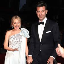 Kylie minogue — 100 degrees (still disco to me) with dannii minogue 07:24. Rznlfv66kdl7zm