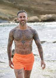 The bachelorette's greg has us crying happy tears, but also because we want him for ourselves. Maxime Bekannt Bachelorette Kandidat Max Adrio Ist Es Egal Promiflash De