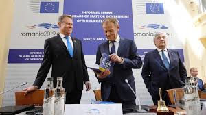 .summit ul ue sibiu 9 may 2019, 9 mai summit la sibiu, spectacol de teatru muzică și dans la sibiu în piața mare târg de n are asemănare, dor transilvan si cindrelul junii sibiului rapsodii de primavara 2020, donald tusk în vizită la sibiu 08 05 2019, consiliul județean sibiu celebrează succesul. Les Dirigeants S Engagent Sur Des Principes Creux A Sibiu Euractiv Fr