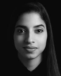 Background Woman Black And White Portrait Photography Black And White Low Key And High Contrast Portrait With Rembrandt Lighting And Black Black And White Portraits Contrast Photography High Contrast Photography