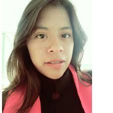 Jennifer Mares's Instagram, Twitter & Facebook