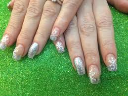 From metallic to stripes to glitter nails, discover your favorite silver nail art with our list of the top 30 silver nail designs. White With Silver Acrylic Nails Nail And Manicure Trends
