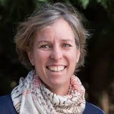 Carolina Graham's Instagram, Twitter & Facebook