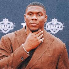 Keion White showed zero emotion when being drafted by Patriots