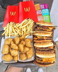 Eva und bianca haben was cooles vor, und zwar mcdonalds essen nachmachen! Mc Donald S Food Mcdonalds Recipes Food Cravings