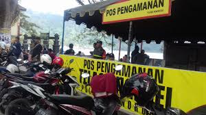 Kecamatan ngebel terletak di kaki gunung wilis. Antisipasi Meningkatnya Pengunjung Telaga Ngebel Hari Ini Koramil 0802 19 Ngebel Siapkan Personelnya Koran Tangerang