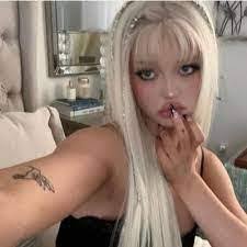 Callie Odell's Instagram, Twitter & Facebook