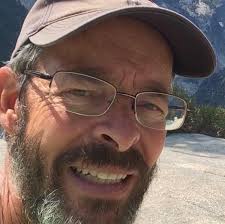 How much bleach per 25 gallons will keep water tank clean and not stain  clothes?