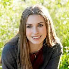 Hey! My name is Emily Baxley, and I'm from Simpsonville, SC! I'm 100%  committed to Anderson University and will be attending this fall, majoring  in Kinesiology with a focus