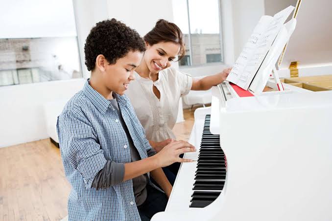 How Much Are Piano Lessons?