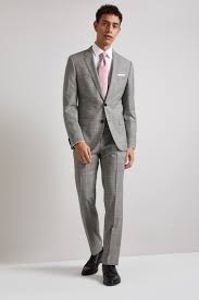 4.4 out of 5 stars 50. Hugo Boss Suits Choosmeinstyle