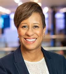 Kamilah Thomas's Instagram, Twitter & Facebook