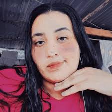 Photo posted by Laquiin Quiin (@laura.jara.3382)