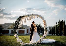 Andreea bălan (34 de ani) a făcut zielle trecute o vizită la atelierul unui designer care îi va face toate cele trei rochii de mireasă. Imagini Exclusive De La Nunta Andreei BÄƒlan Piesa LansatÄƒ Ca Un JurÄƒmant Dedicat PoveÈ™tii De Dragoste Cu George Burcea È™tiri Un Site De Muzica