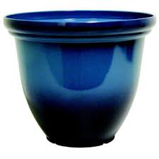 Ideal for outdoor use, the resin material will stand up to the elements as it provides a happy home for your plant. Heritage Garden Planter In Blue 38cm Homebase