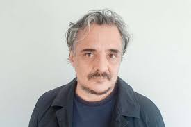 El acertijo del nuevo libro de Juan Pablo Meneses