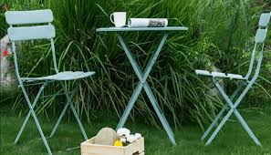 Why Are Used Metal Folding Chairs Essential for Flexible Outdoor Seating Solutions?