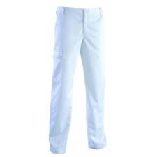 L'infirmière ou l'infirmier ne doit pas faire preuve de violence physique, verbale ou psychologique envers le client. Tenue Infirmiere Blouse Et Chaussures Infirmiere