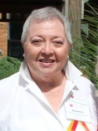 Roxanne Knott's Instagram, Twitter & Facebook